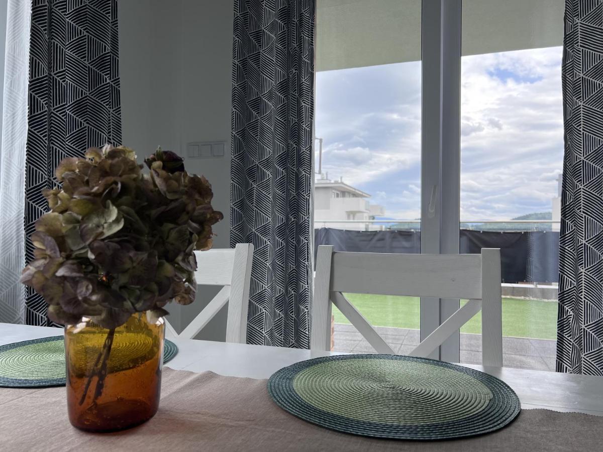 Apartament Z Tarasem Na Osiedlu Rakownica Jelení Hora Exteriér fotografie