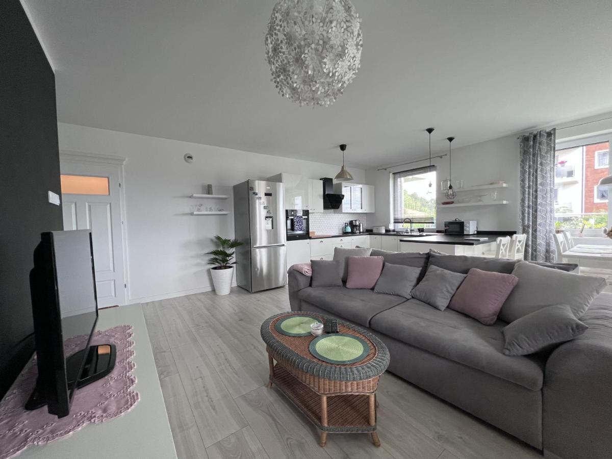 Apartament Z Tarasem Na Osiedlu Rakownica Jelení Hora Exteriér fotografie
